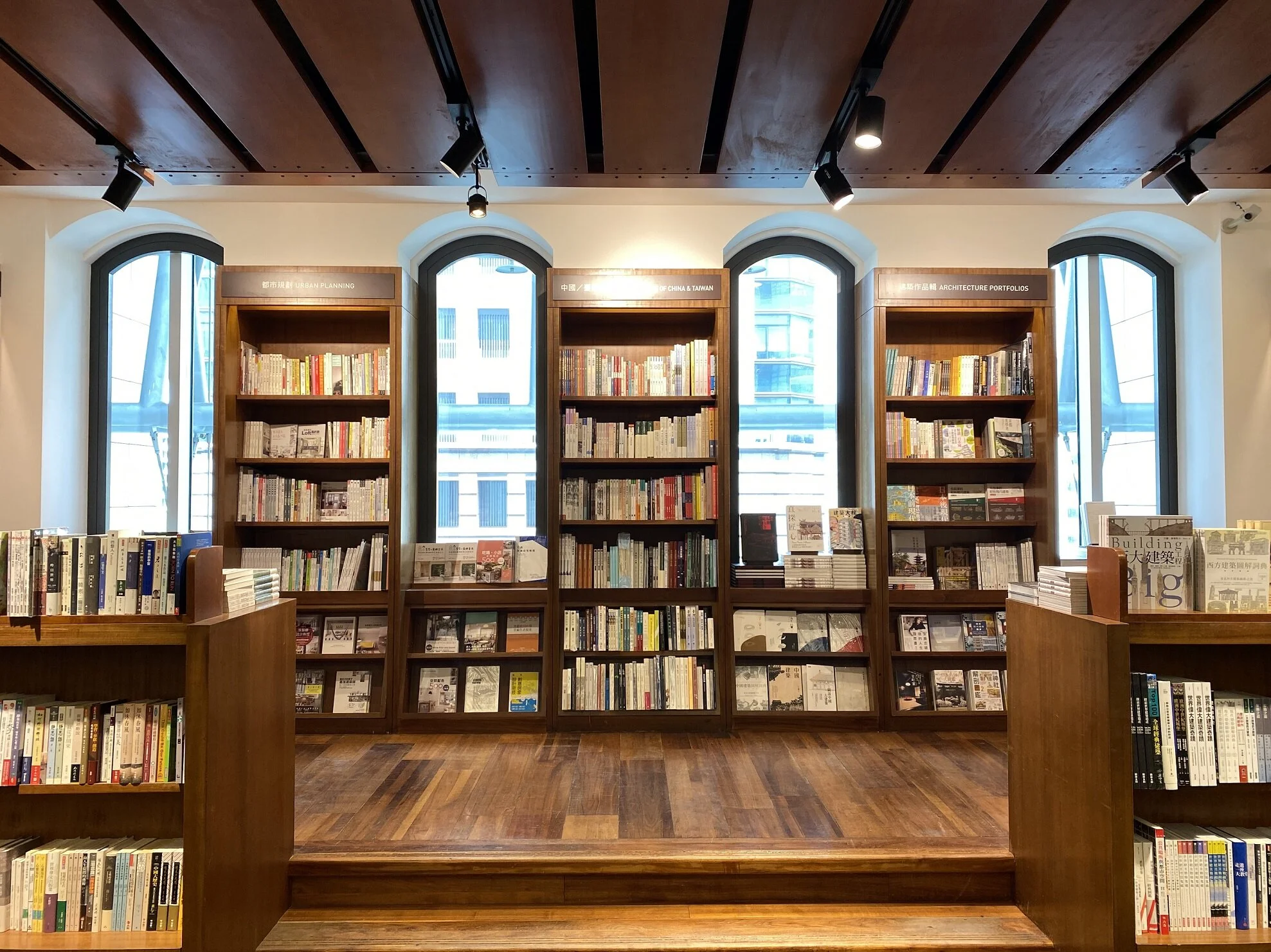 誠品書店 Summer Reading來臨！  一同回憶誠品敦南場景