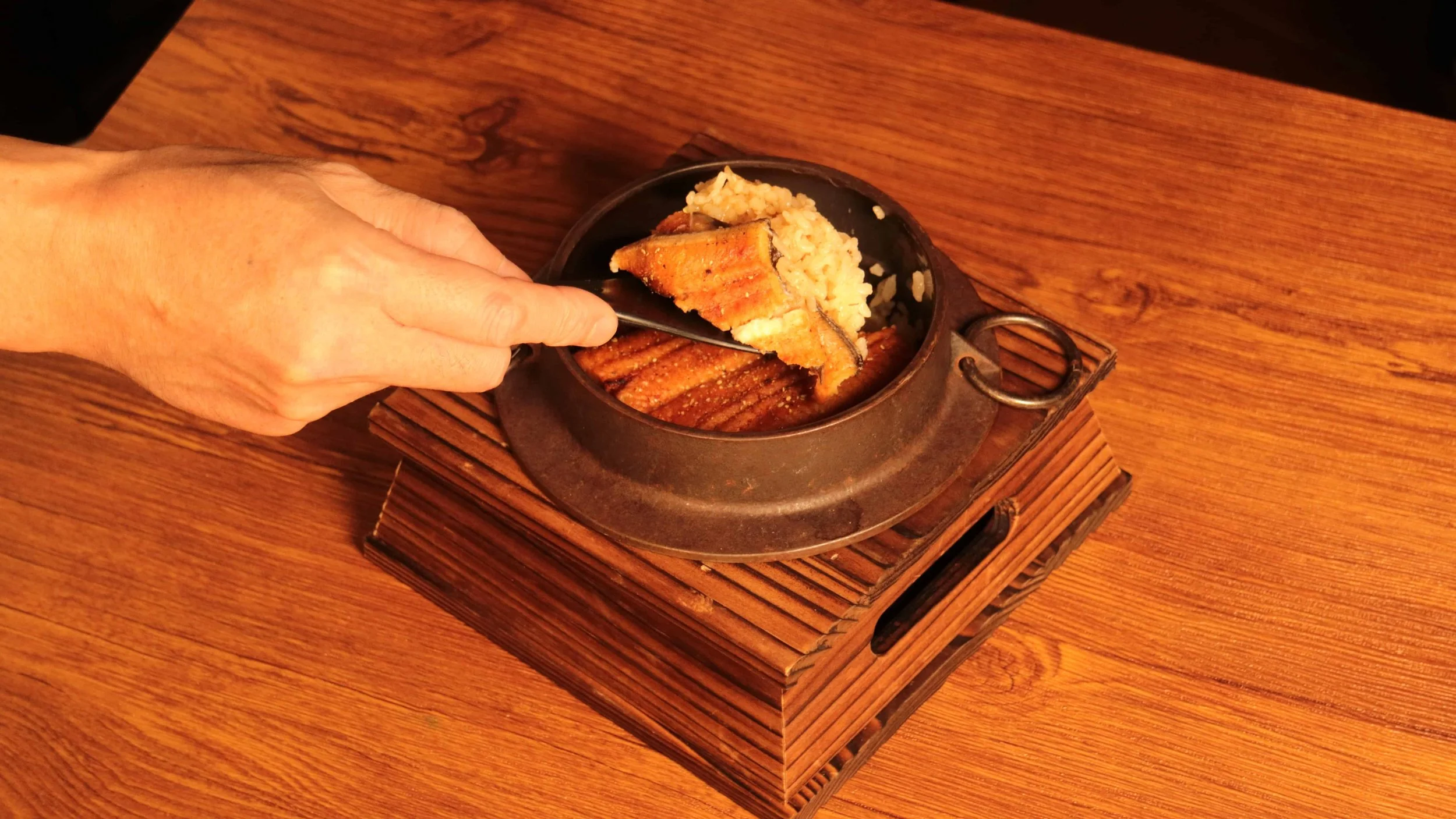 在家也可以做日料、飲清酒，做出日式居酒屋料理──「酒武士歐子豪的清引食」線上課程募資開跑