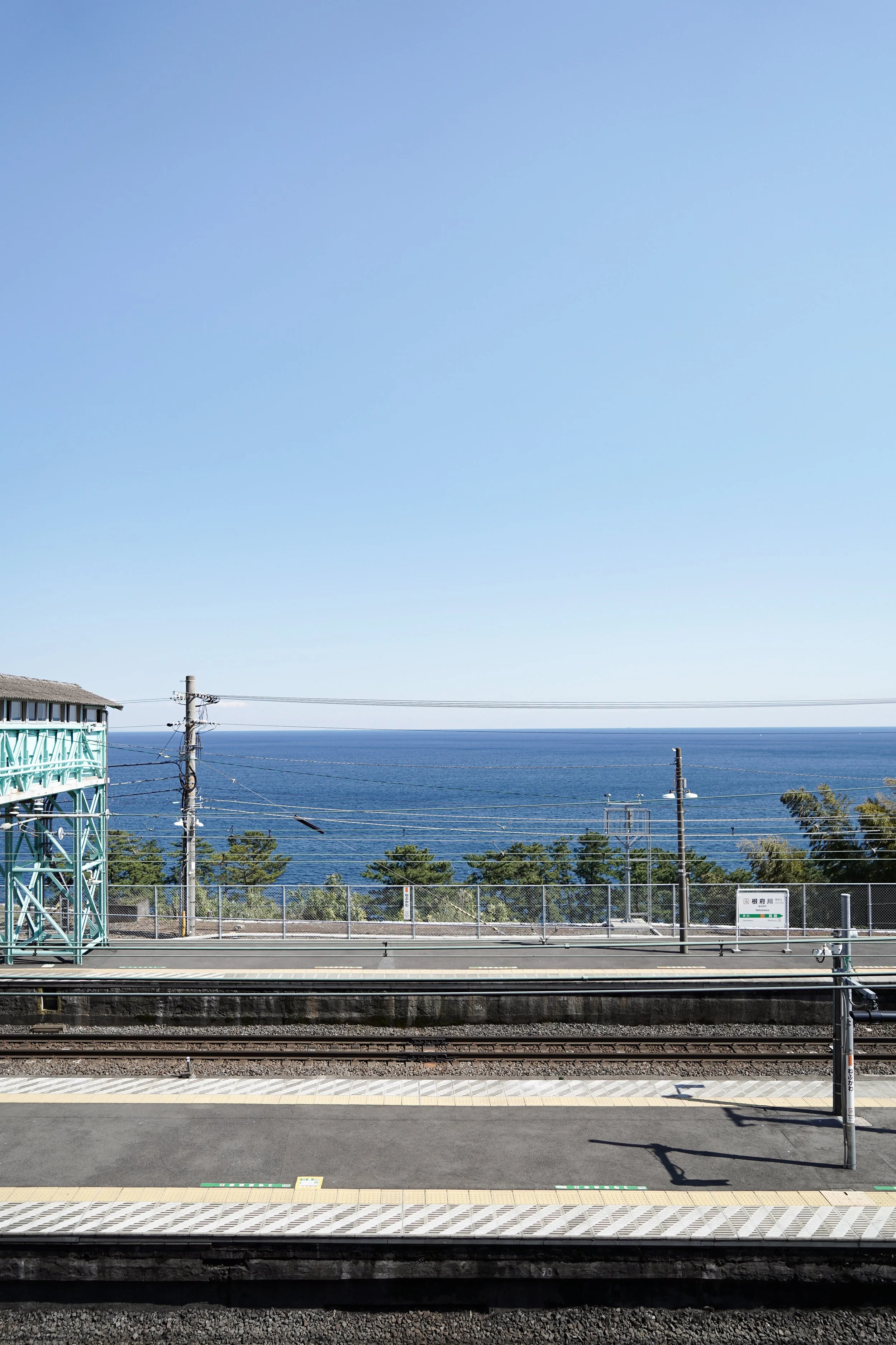 【夏之海】不只有鎌倉高校前駅的平交道，那些沿著車站，前進旅海的期待－關東的海駅