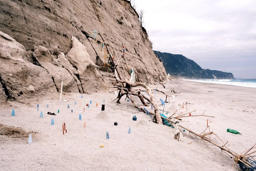 【夏之海】當海邊是美術館， 海廢是藝術品－與藝術家さり柴在海岸相遇