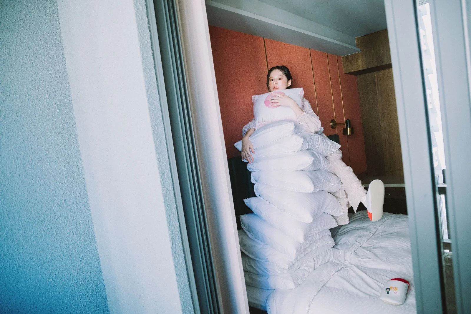 niko and ... 首次前進台南！以「晚安！康ばんは！」為主旨與康橋慢旅合作推出系列商品，讓你享受在台南美好時光