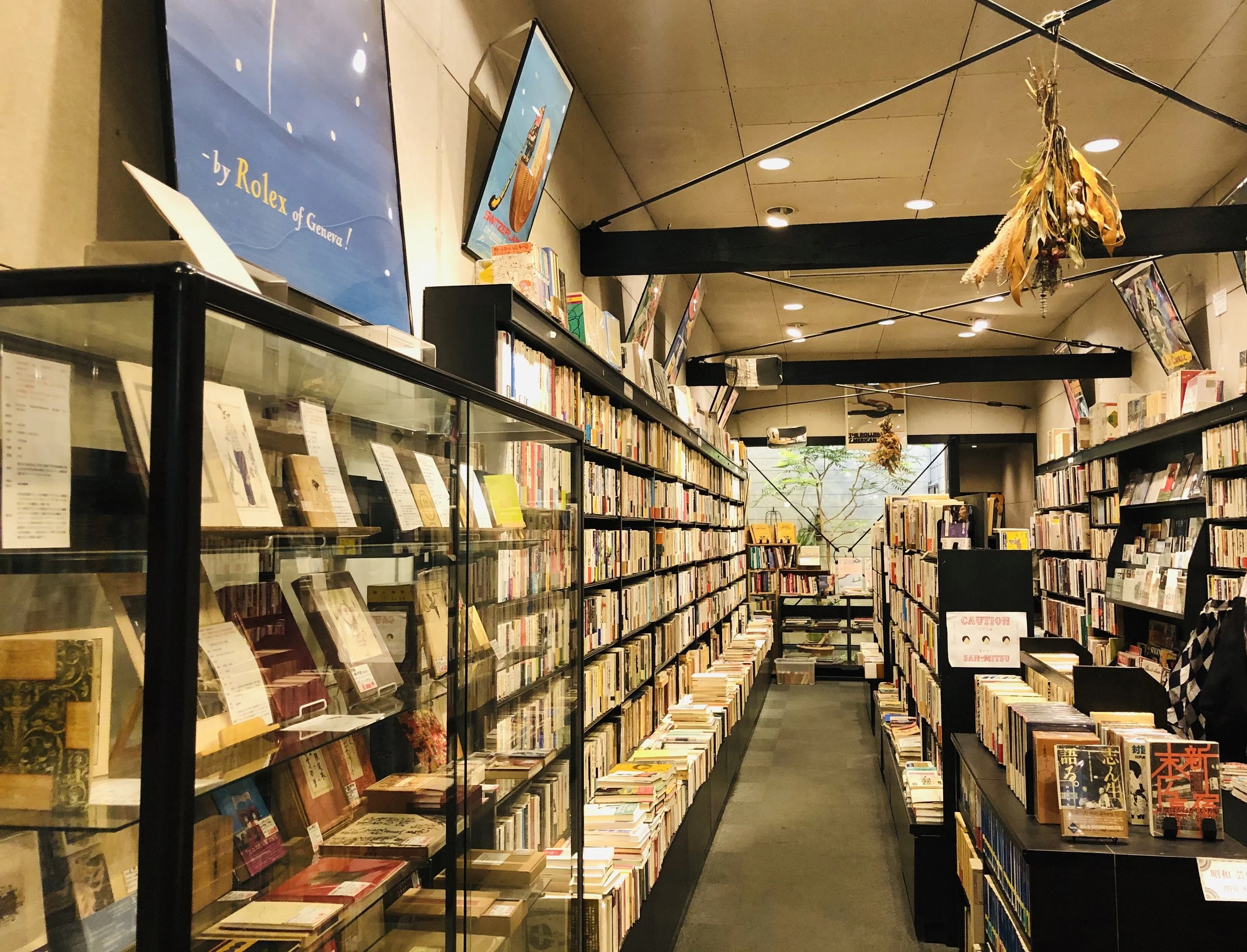 天牛書店4.jpeg