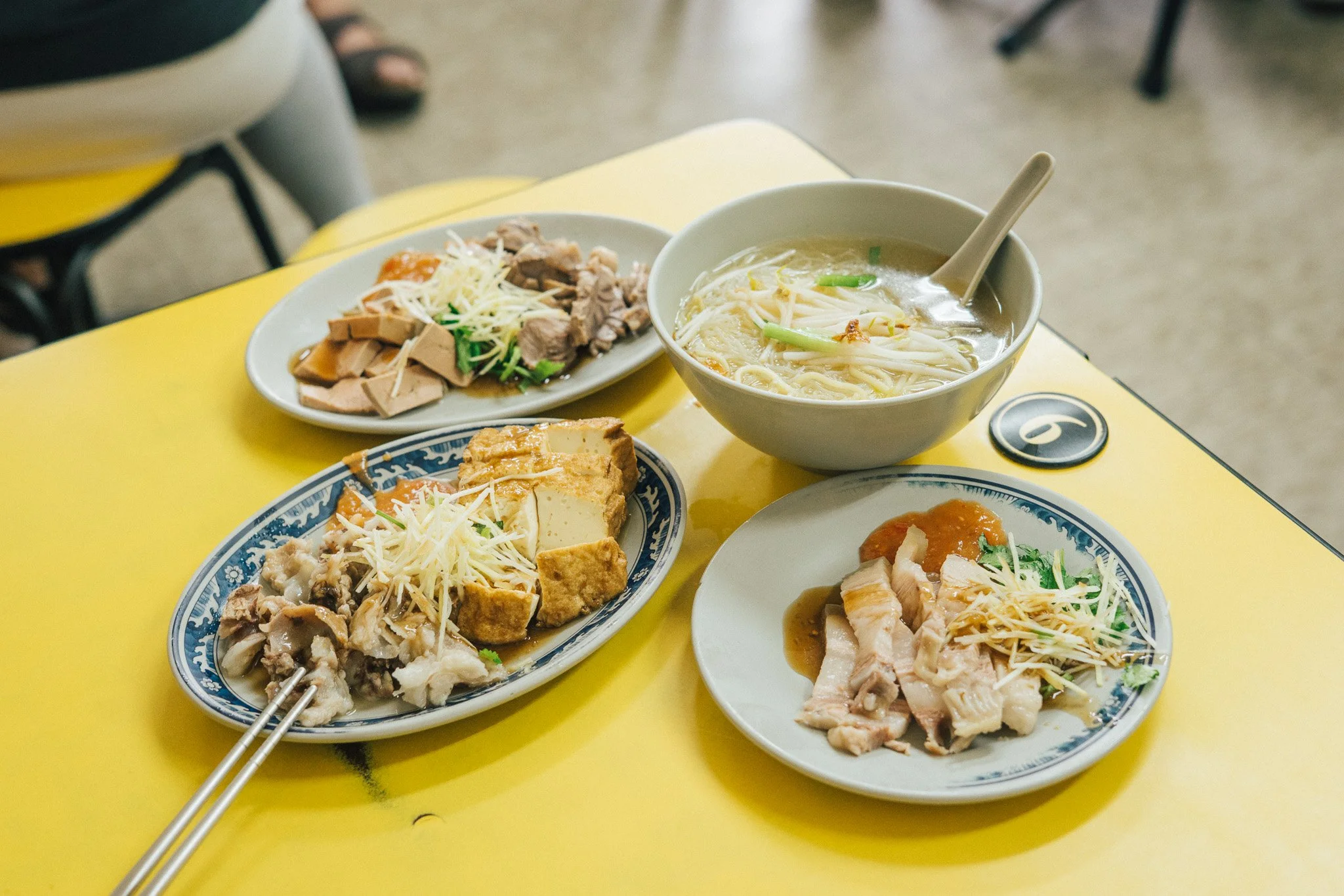 【佐餐爵士】小吃麵店——有點混亂有點擠，切仔麵的喧騰爵士風景｜〈JAZZ &amp; LIFE〉