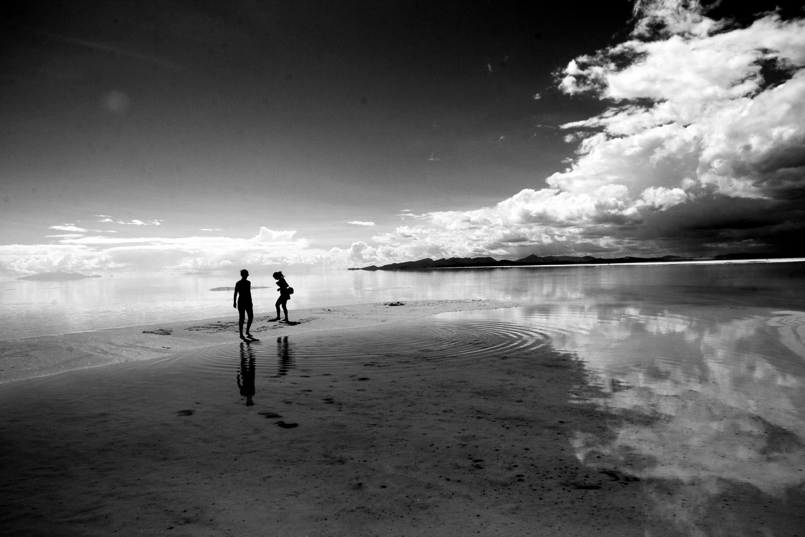 uyuni <a href="products/uyuni">- choose size</a>