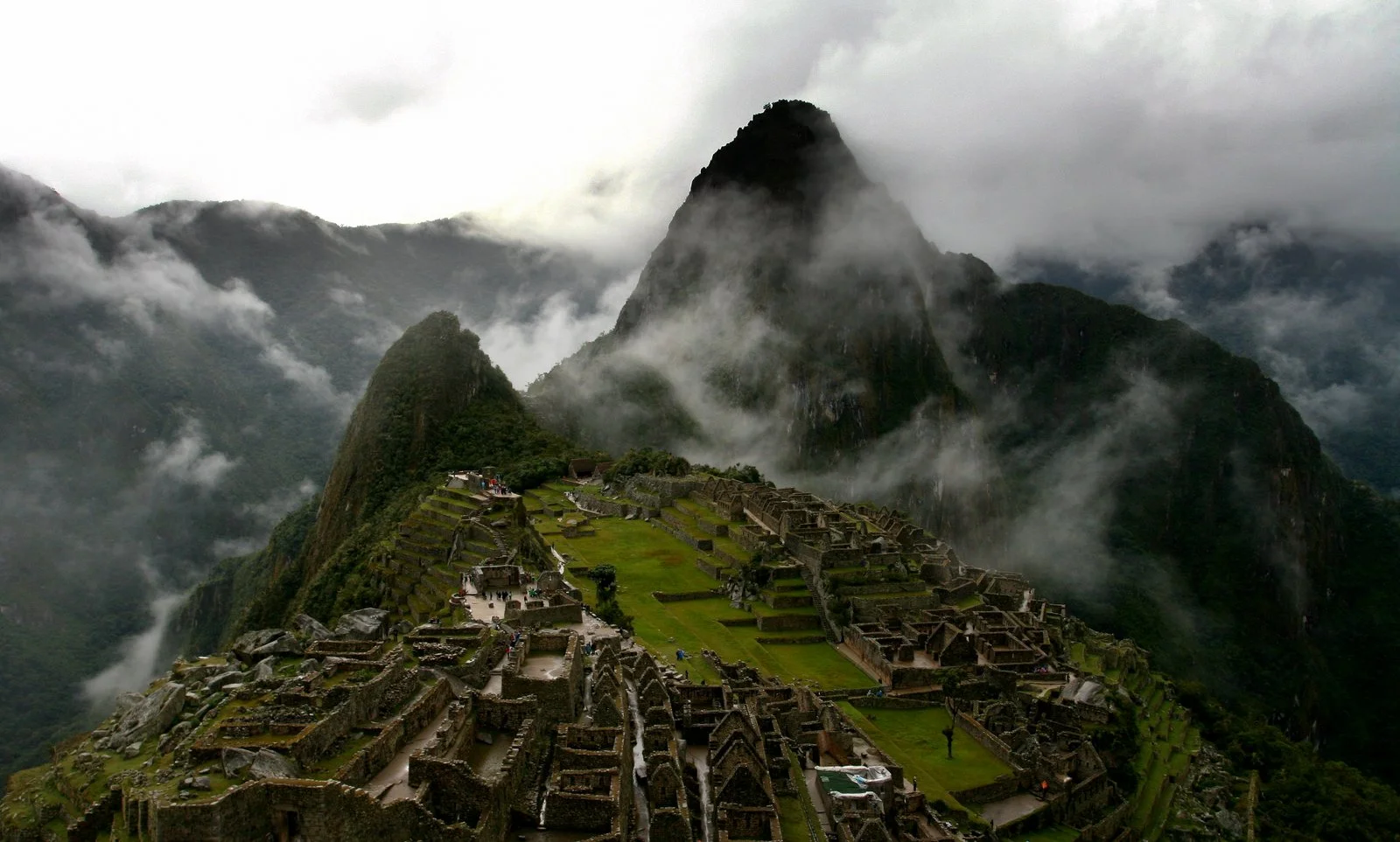 machu picchu <a href="products/machupicchu">- choose size</a>