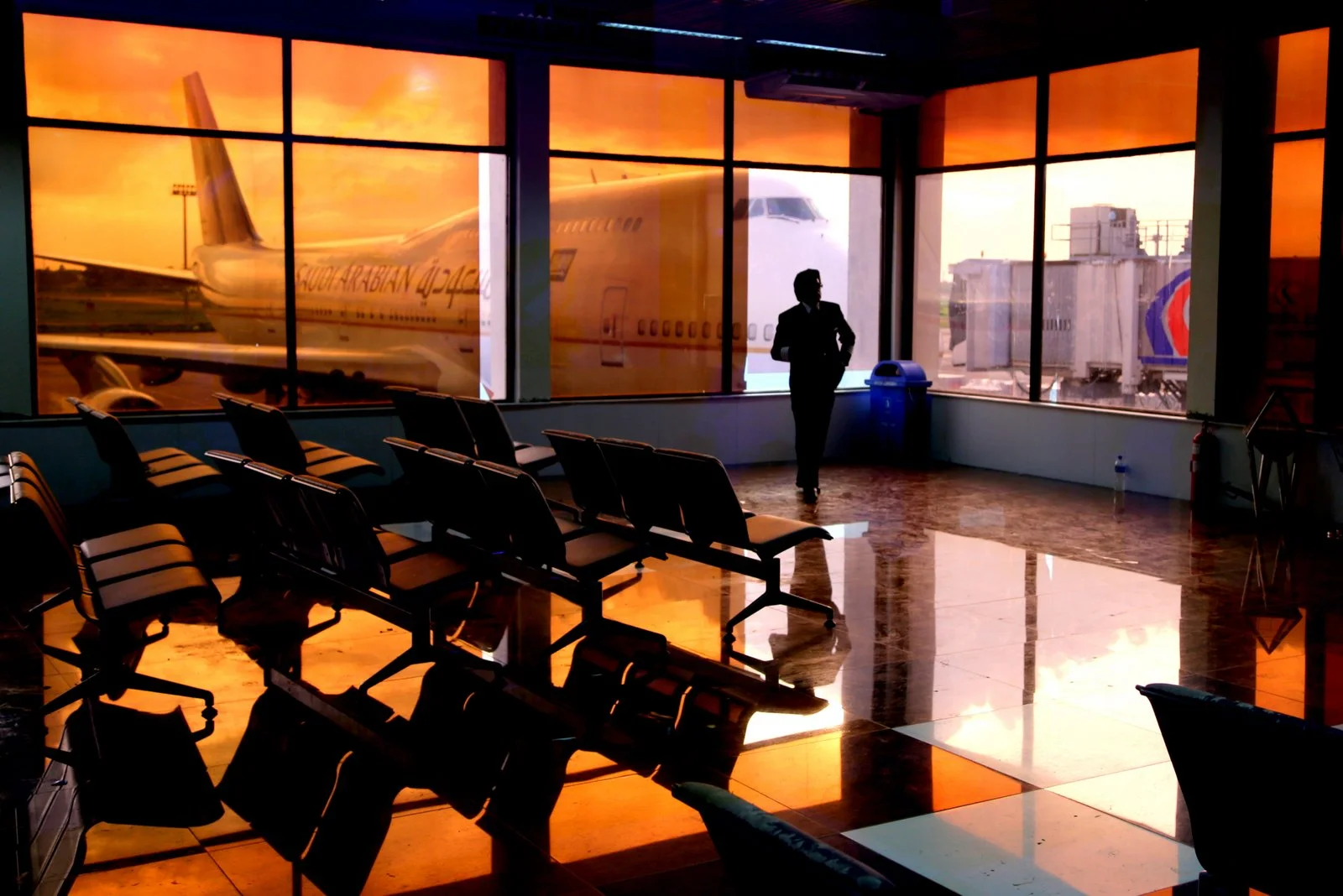 dhaka <a href="products/dhaka">- choose size</a>