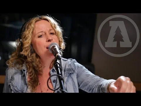 Amy Helm - Rescue Me - Audiotree Live