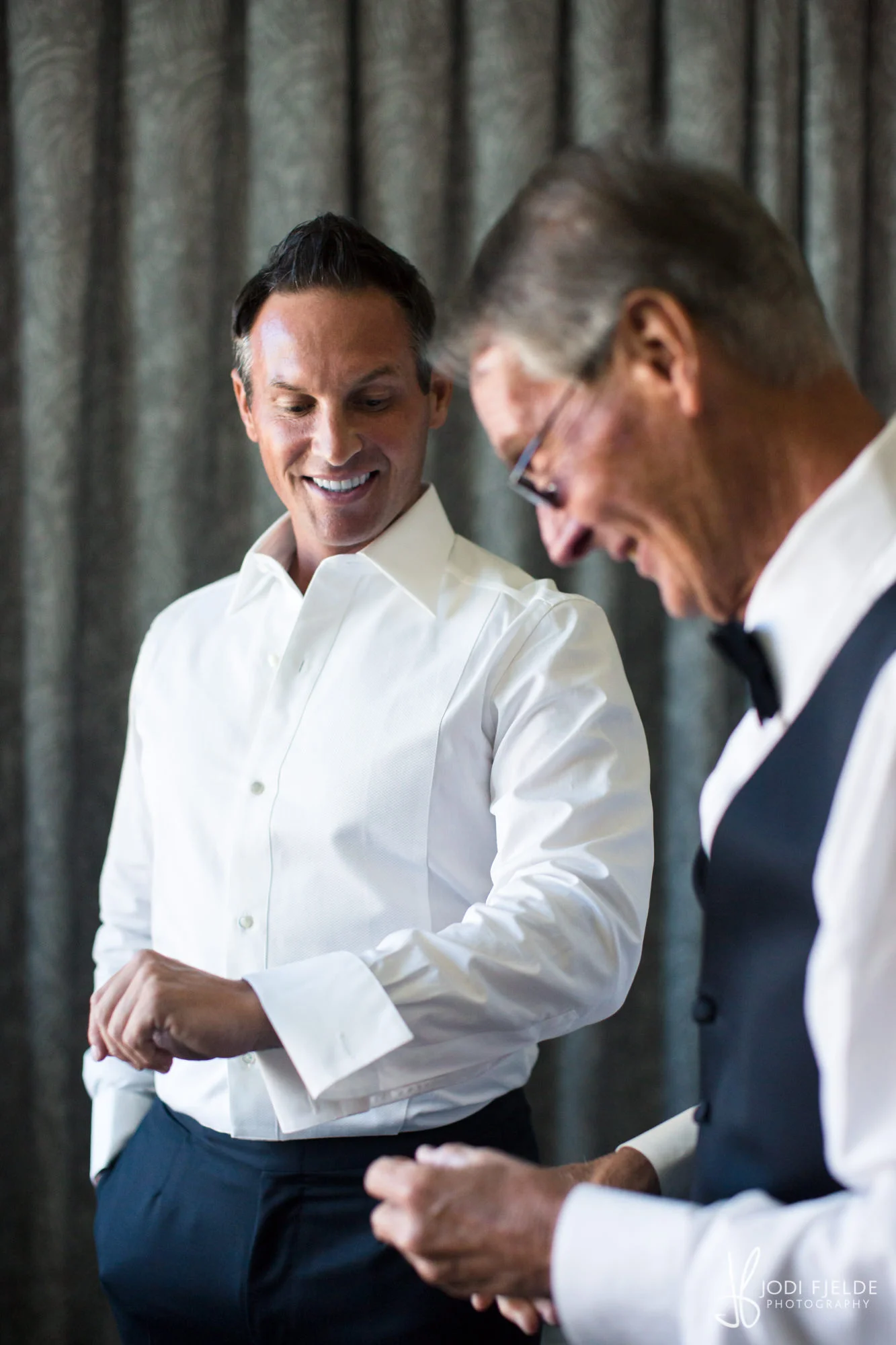 0003GROOM-PREP-HILTON-PALM-BEACH.jpg