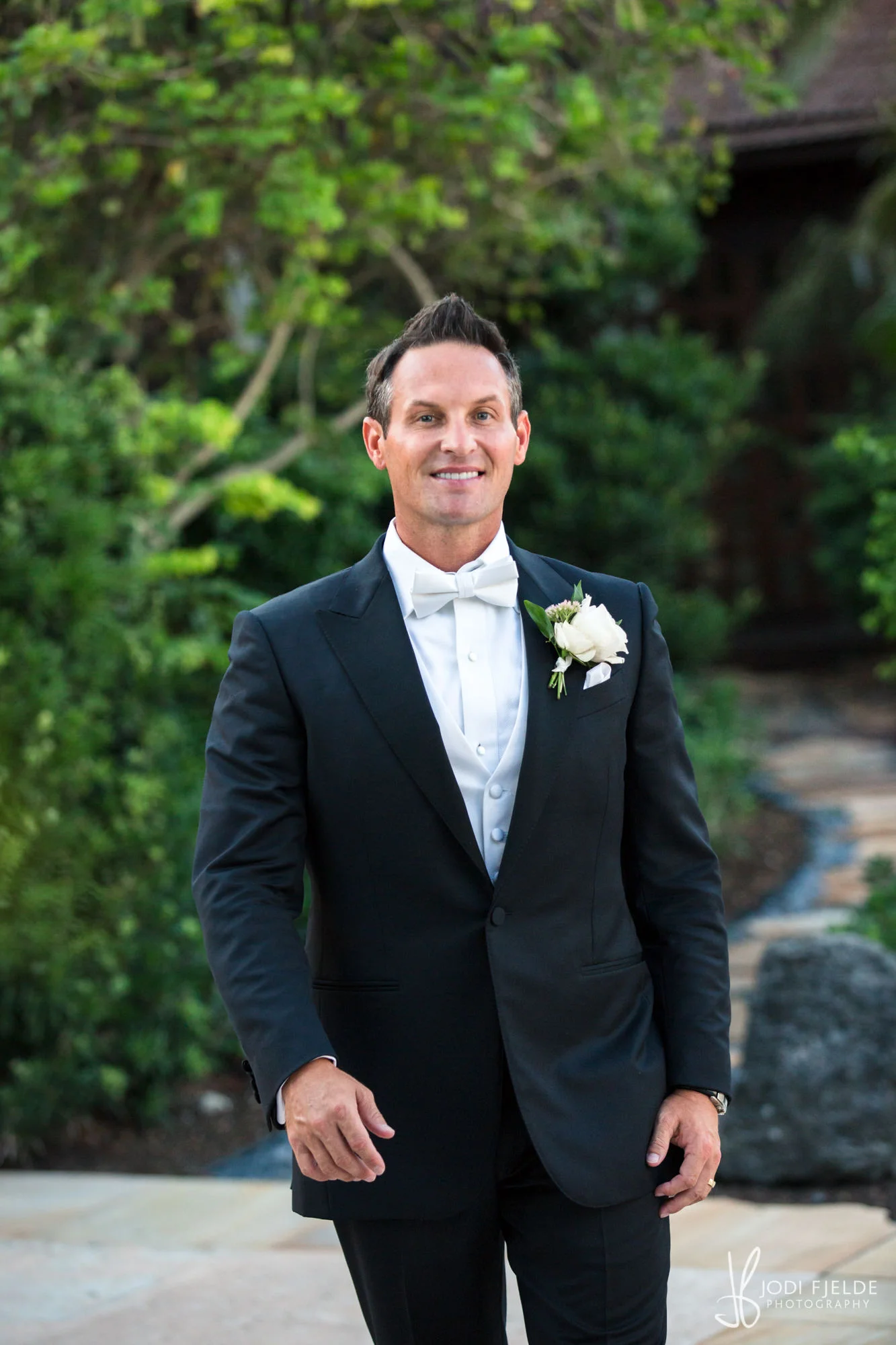 0010 WEDDING-PORTRAITS-INTERNATIONAL-POLO-CLUB.jpg