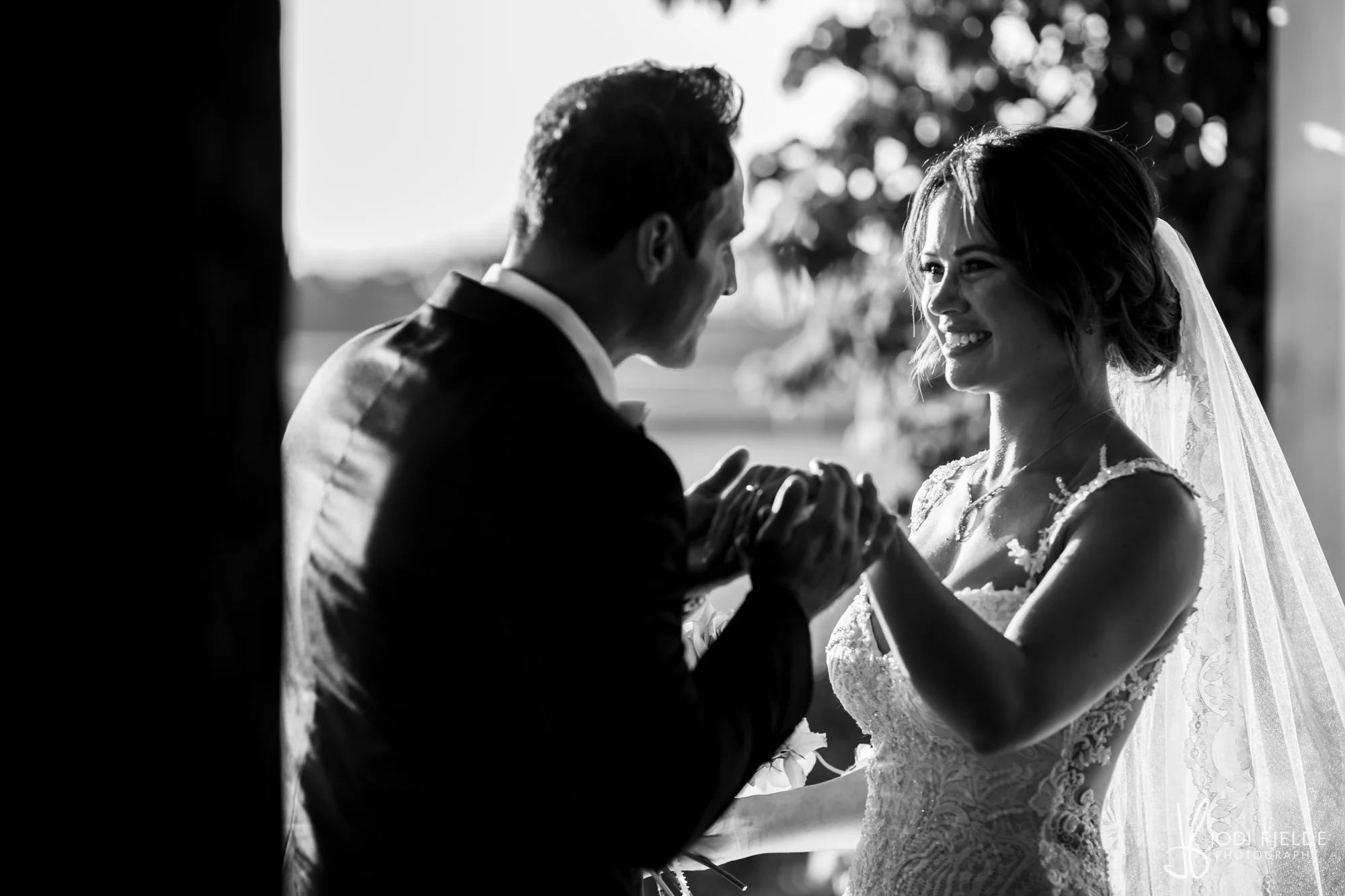 0018 WEDDING-PORTRAITS-INTERNATIONAL-POLO-CLUB.jpg