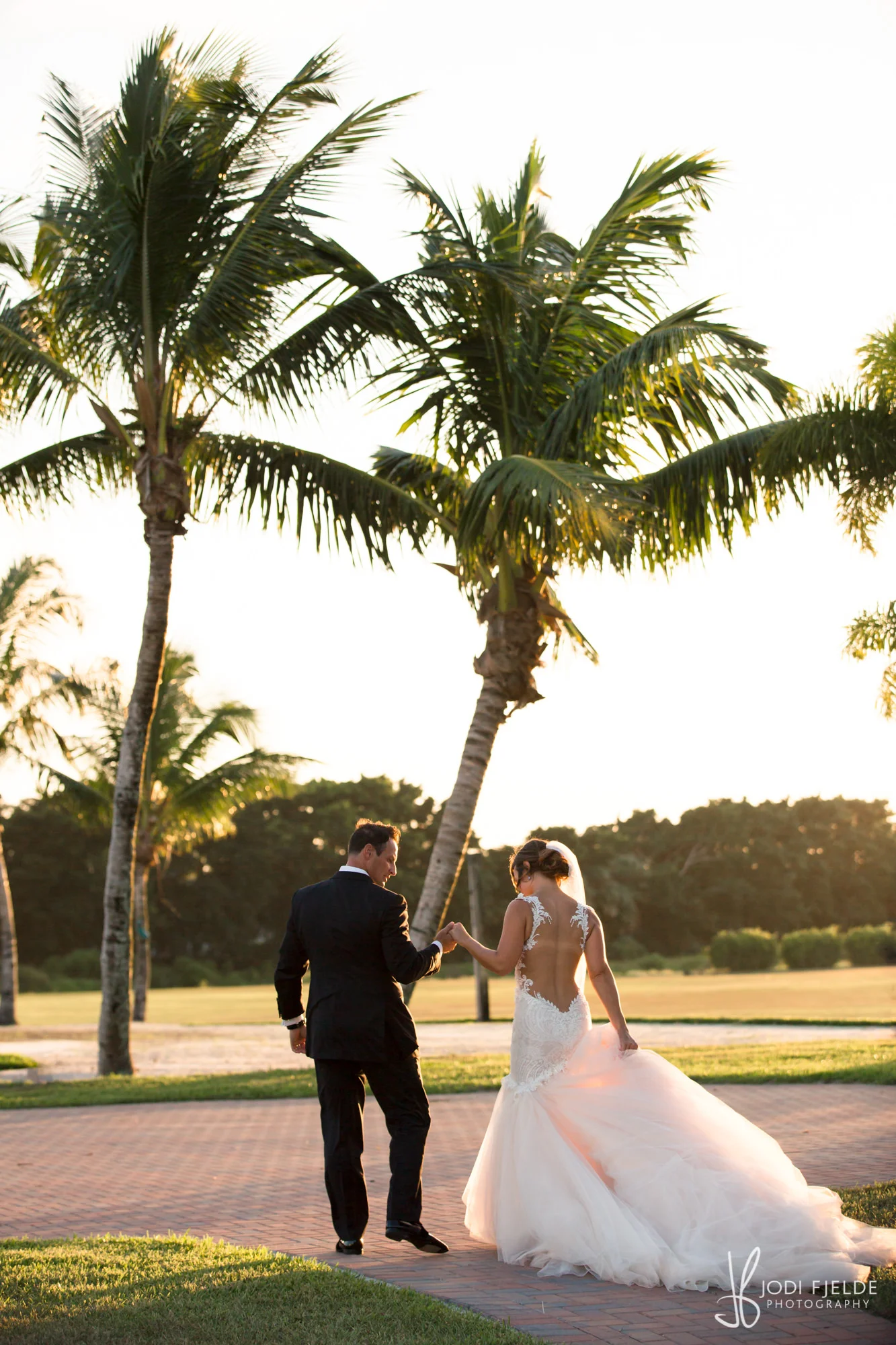 0024 WEDDING-PORTRAITS-INTERNATIONAL-POLO-CLUB.jpg