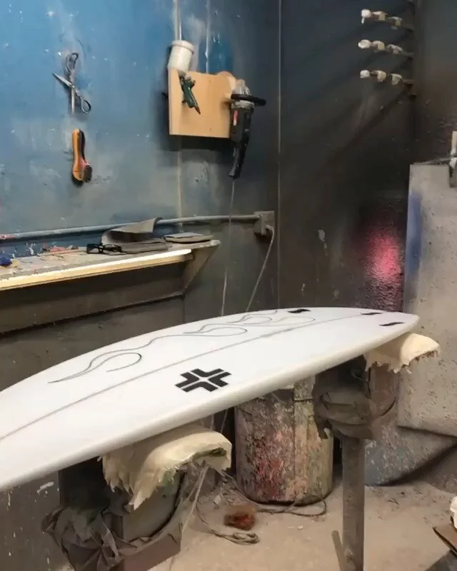 @jpotterart Doing his magic on one of @taylor_knox boards. #chrisborstdesigns