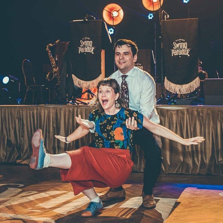 Join us tonight for another shagtastic session! Aila and Cristi will be teaching some awesome breaks for you to take to the dance floor! 😁

Photo: @linamartinkenaite