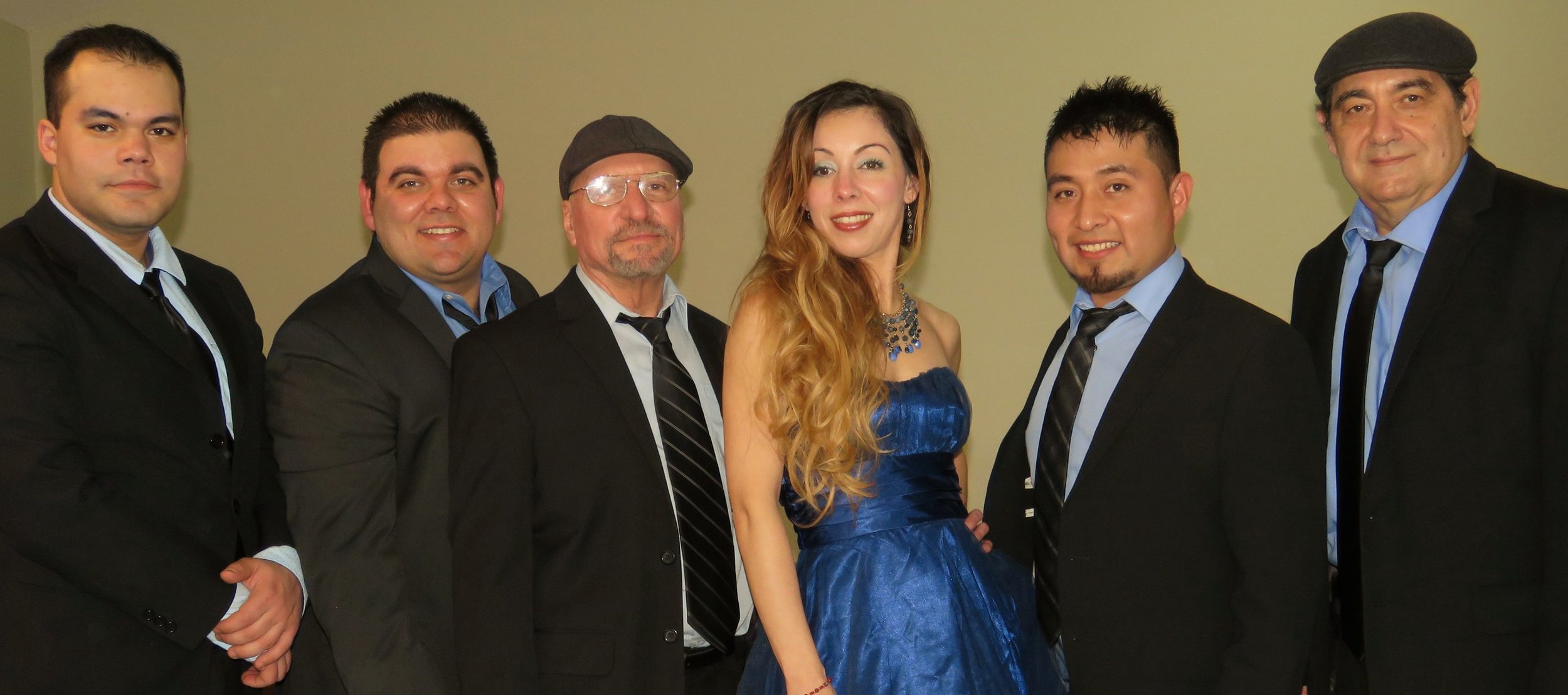 Dina y los Rumberos.jpg