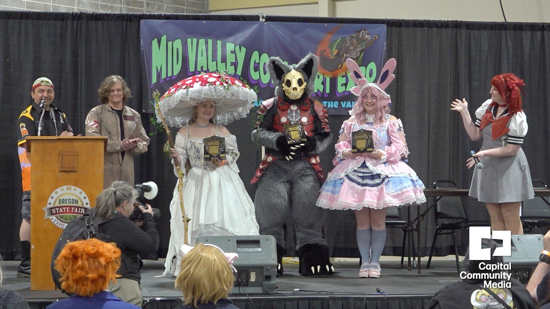 In this Salem Buzz our team went to the @mvcae.socialmedia to learn more about Salem's Cosplay Community. What is that? Glad you asked! Hear from both judges, like @eliebberts, and cosplayers about this art form and what it means to them.

Check it o