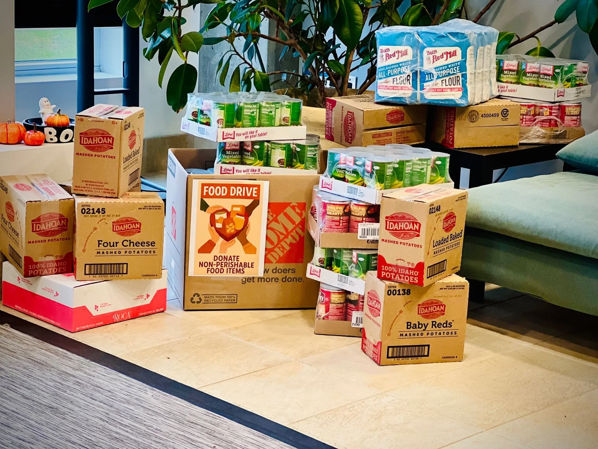 The @kmuz_media &amp; CC:Media Food Drive is up and running!

We&rsquo;re proud to be teaming up to support our community and it&rsquo;s already off to a great start!
Huge thanks to &quot;Anonymous Donor&quot; for a generous donation that helped fill