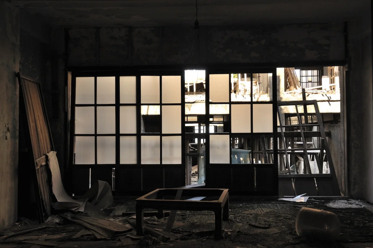 2_Room #1.JPG