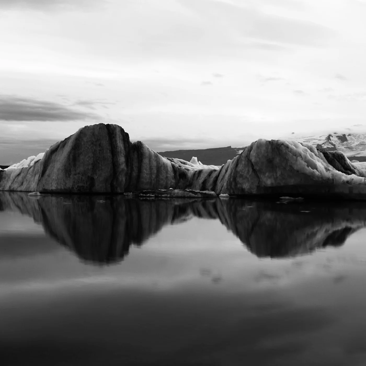 7_Icebergs_.jpg