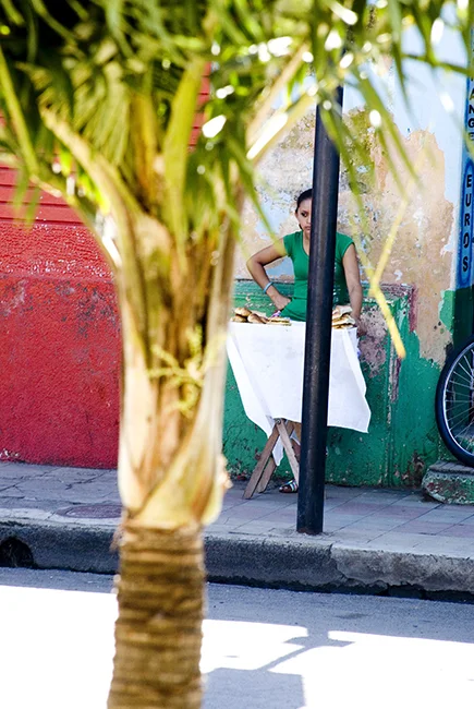 20_SALES_GIRL_NICARAGUA.jpg