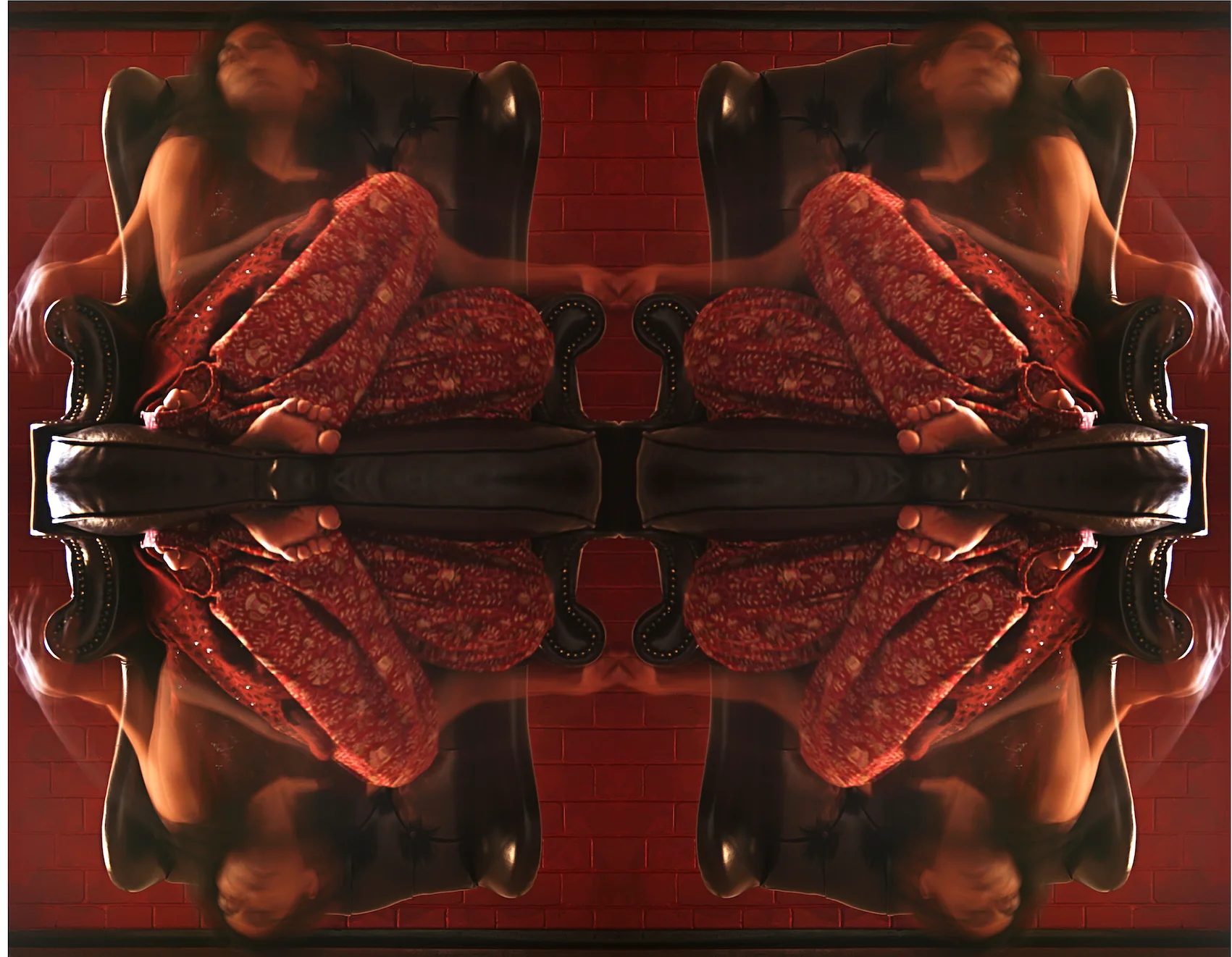 7.2_Untitled #8_from the series Les Bleues et Les Rouges.jpg