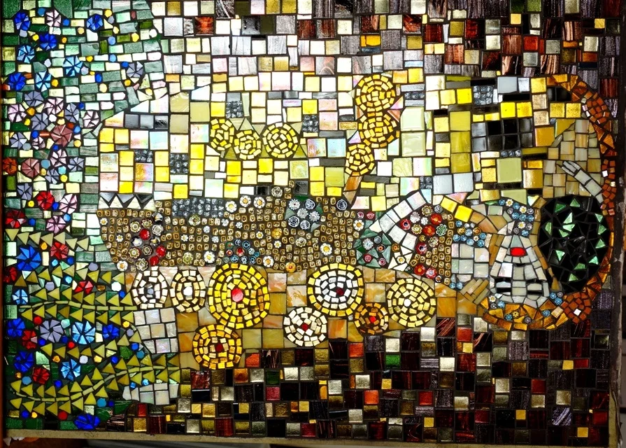 9-KLIMT THE KISS.jpg