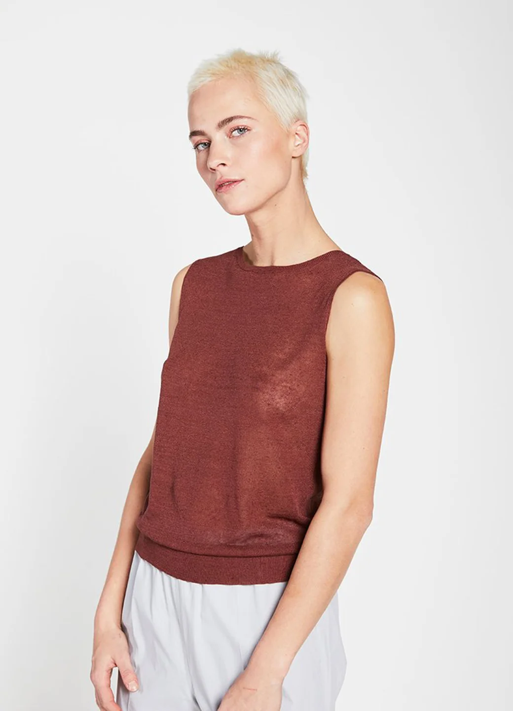 RUEBLANCHE lin top oxblood front 1.jpg