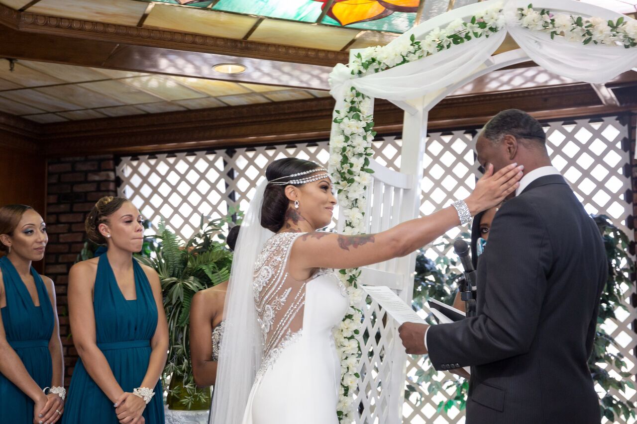 Officiant: Aretha Gaskin | Weddings By Aretha
