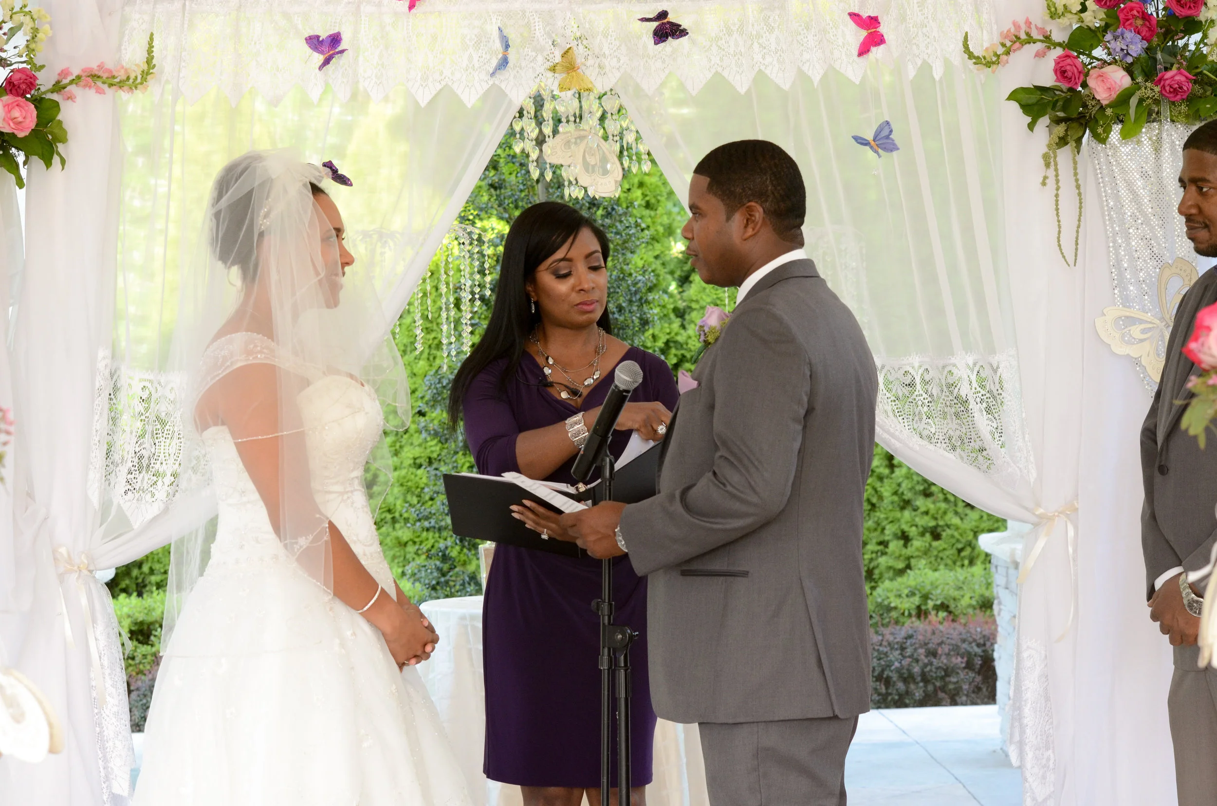 Officiant: Aretha Gaskin | Weddings By Aretha