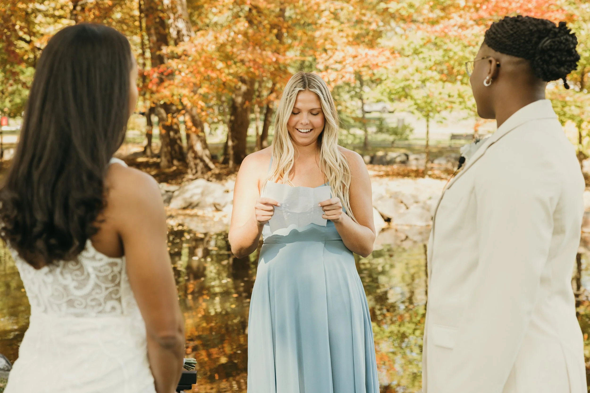 Jaide’s best friend gives a heartfelt speech during Jaide and Amiaya’s intimate elopement at Mindowaskin Park in Westfield, NJ.
