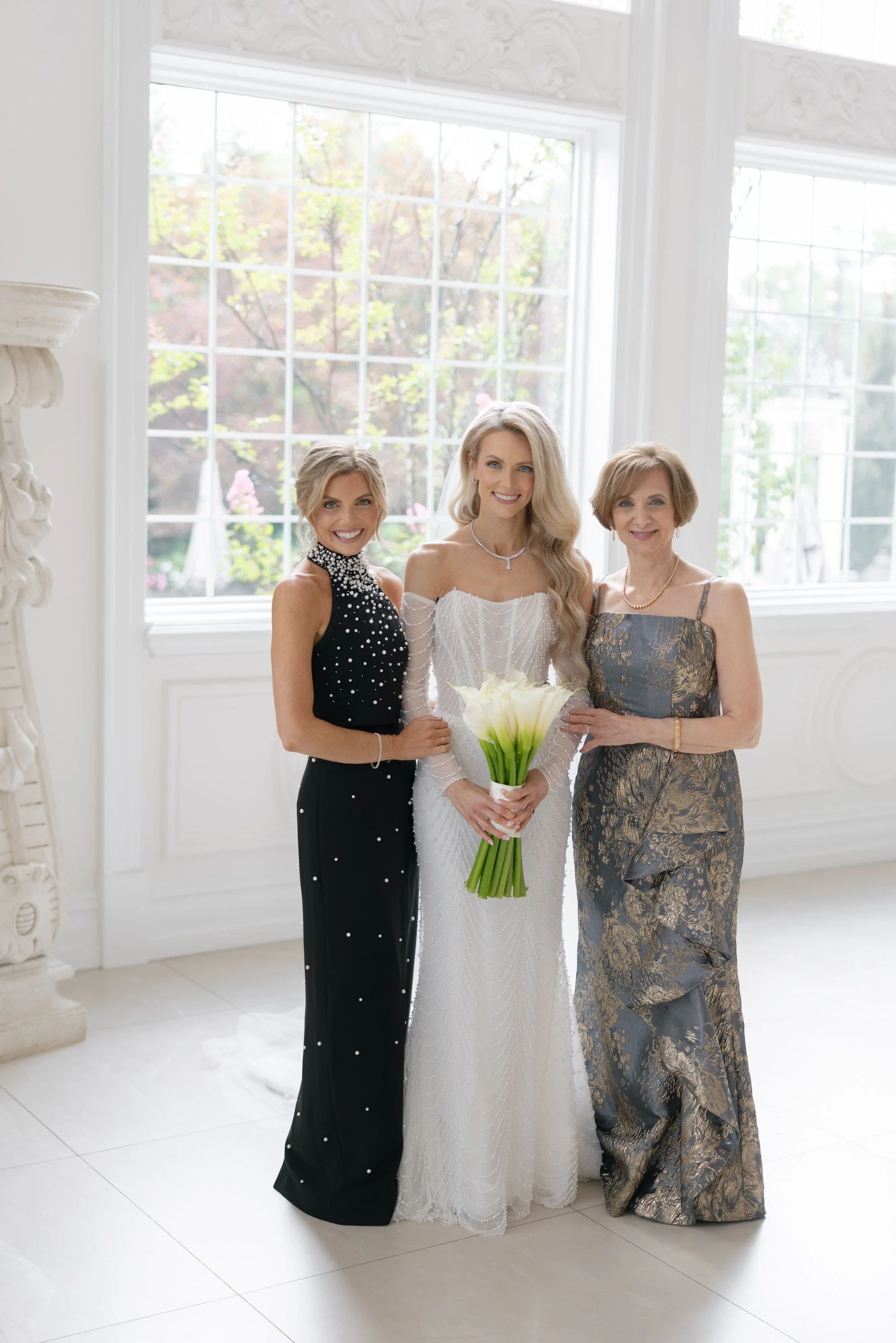 Caroline with family before her wedding ceremony at Florentine Gardens in River Vale, NJ