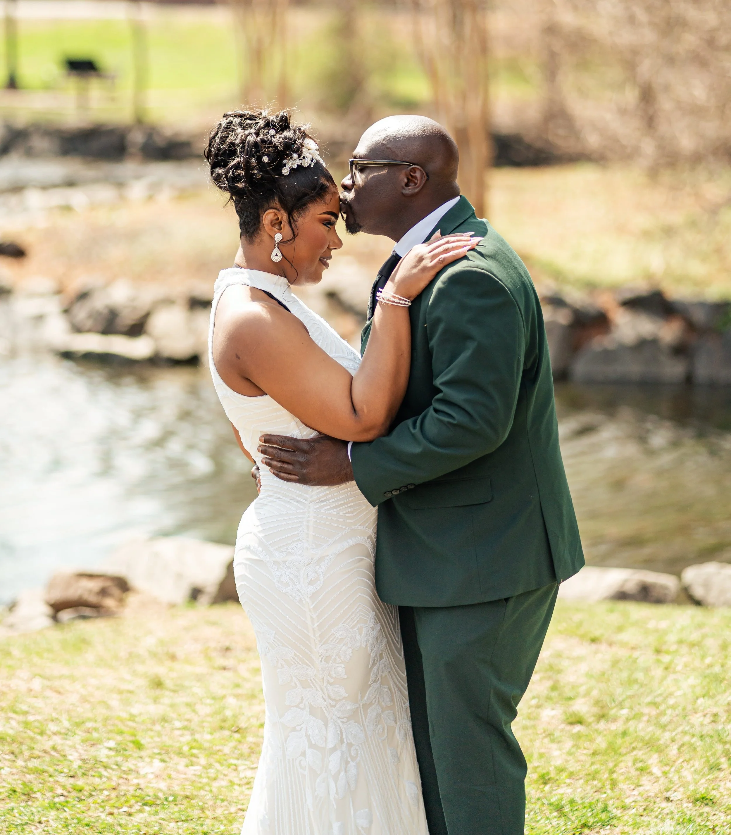 Bride and groom embracing during their elopement at Mindowaskin Park in Westfield, New Jersey.