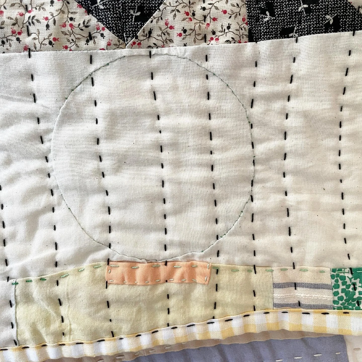 Vignettes Quilt detail circle.jpeg