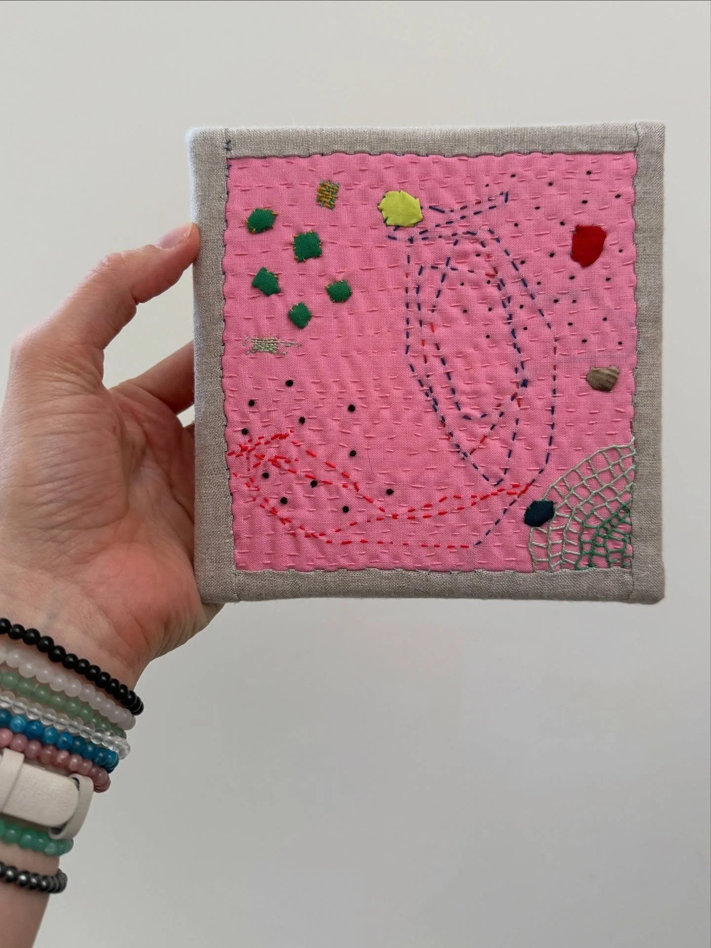 But, Don&rsquo;t Look Directly
6 x 6&rdquo;

I&rsquo;m excited to be shipping this small quilt off to its new home. It was partly inspired by the solar eclipse, spring 2024. Also, I kinda see a 🐇 in it. I&rsquo;m a huge fan of @david_pher, and I thi