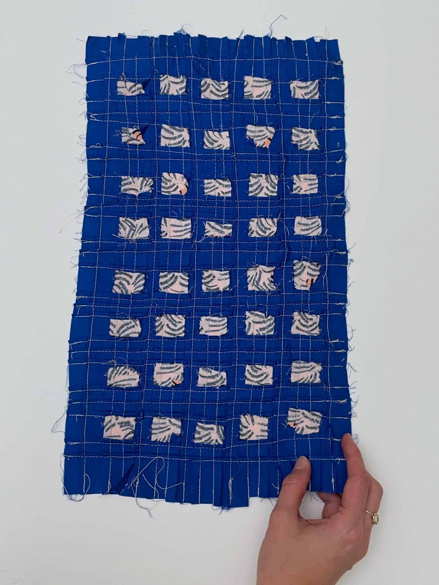 At the end of this month, I&rsquo;ll be teaching a unique &amp; special 3-day WORKSHOP at @textileartsmadison on machine &amp; hand piecing. These photos are a fun sneak-peek into the way that I machine piece with my @janomeamerica HD9. 

There are 2