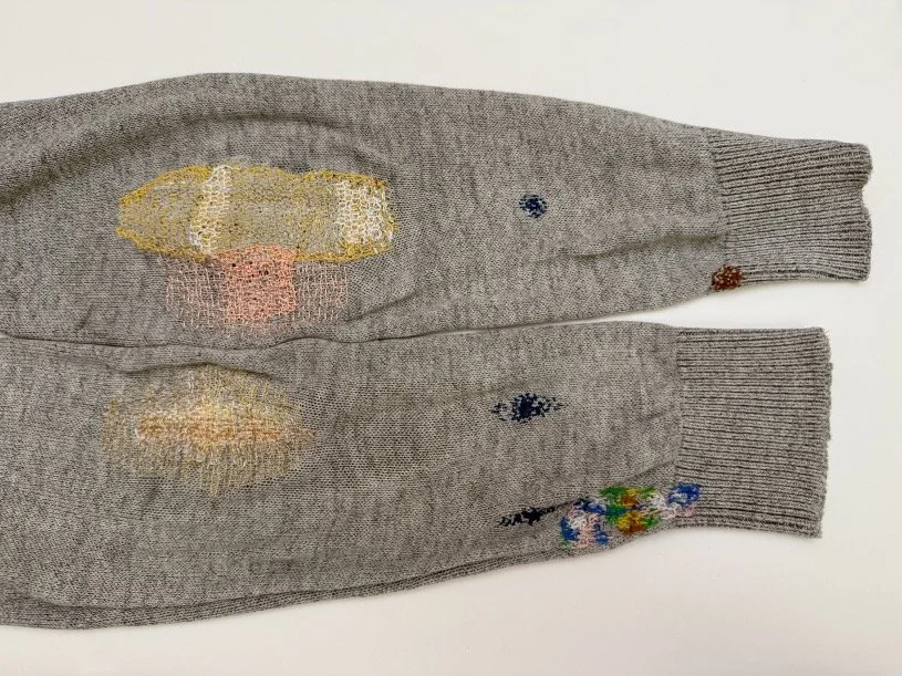 sweater hoodie detail.jpg