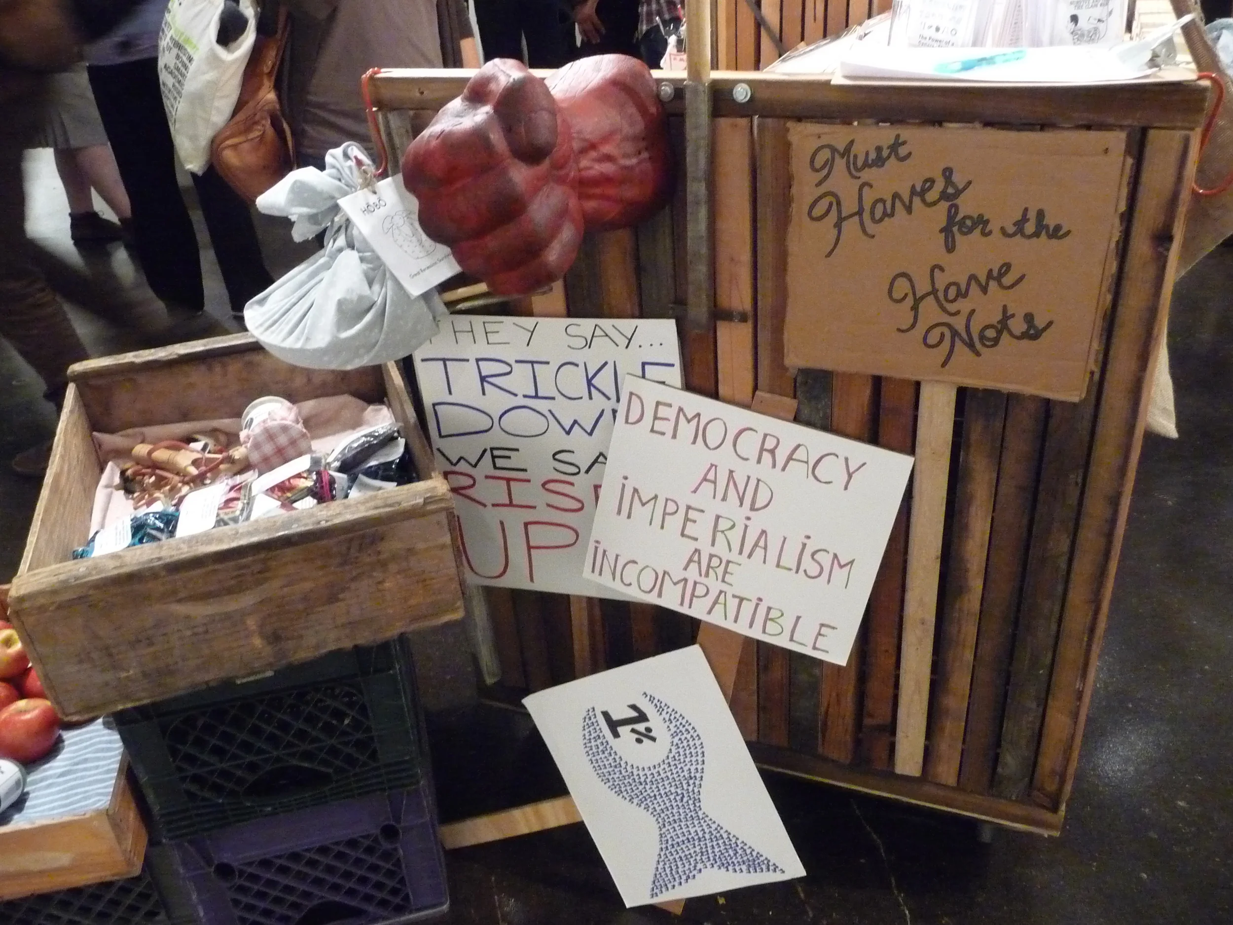 Class War Store (2011)