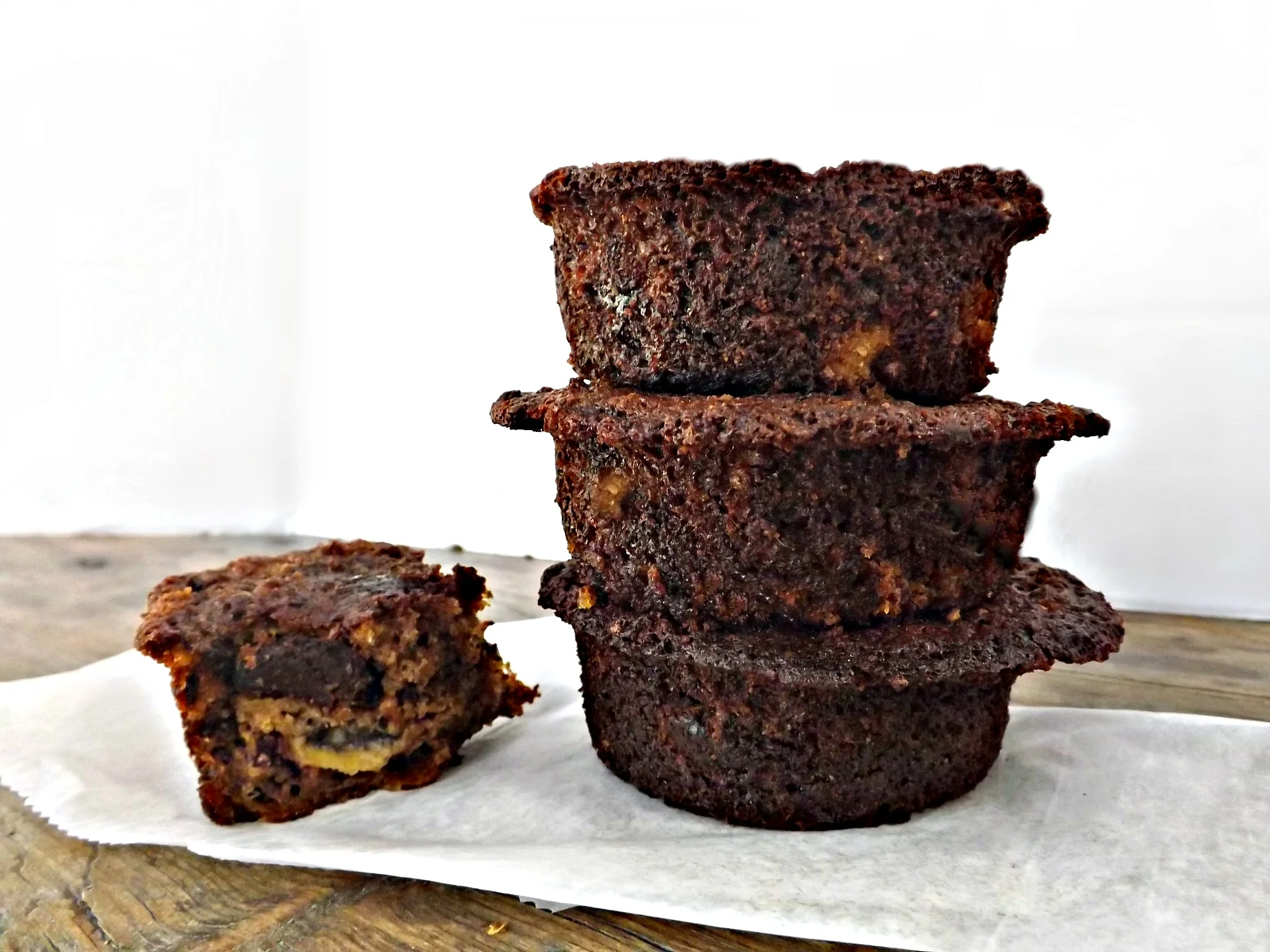 DSCF5489 banana choc chip cake.jpg