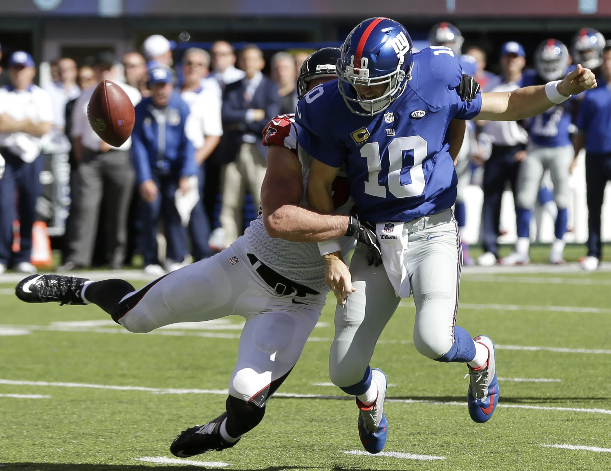 Kroy Biermann Strips Eli Manning (WSBTV)