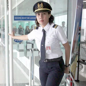 Filipina Pilots Take To The Skies