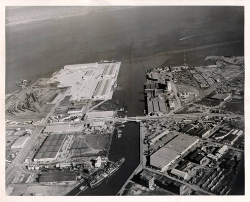 Bay Area Artists! Apply for the Artist-in-Residence Program in Hunter's Point/Bayview. Deadline: December 14