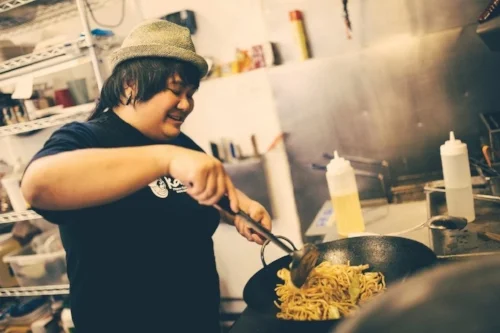 Chef Charleen Caabay Becomes First Filipina-American Female Chef to Win Food Network's "Chopped"