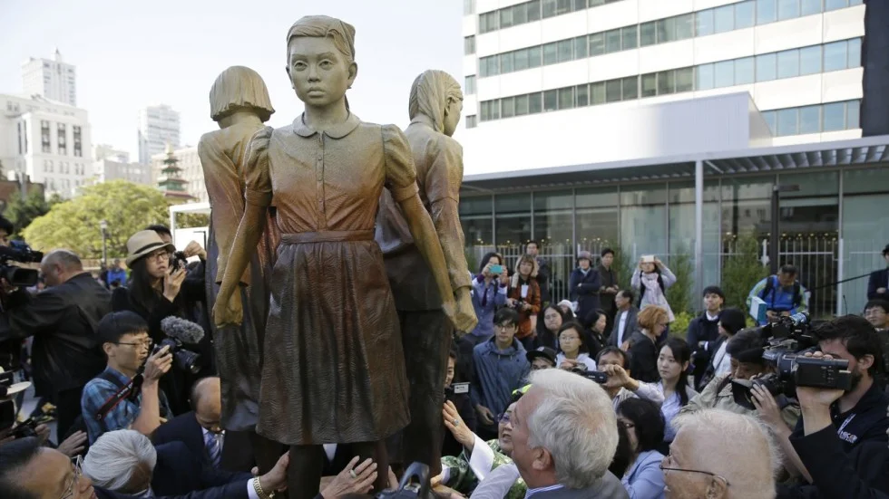 The Victims of the Japanese military sexual slavery and the supporters around the globe, including the citizens of Osaka, Japan who have petitioned the SF Mayor Ed Lee to sign the Resolution congratulate CWJC, the organization that led the installation of the "Comfort Women" Memorial in St. Mary's Square in San Francisco