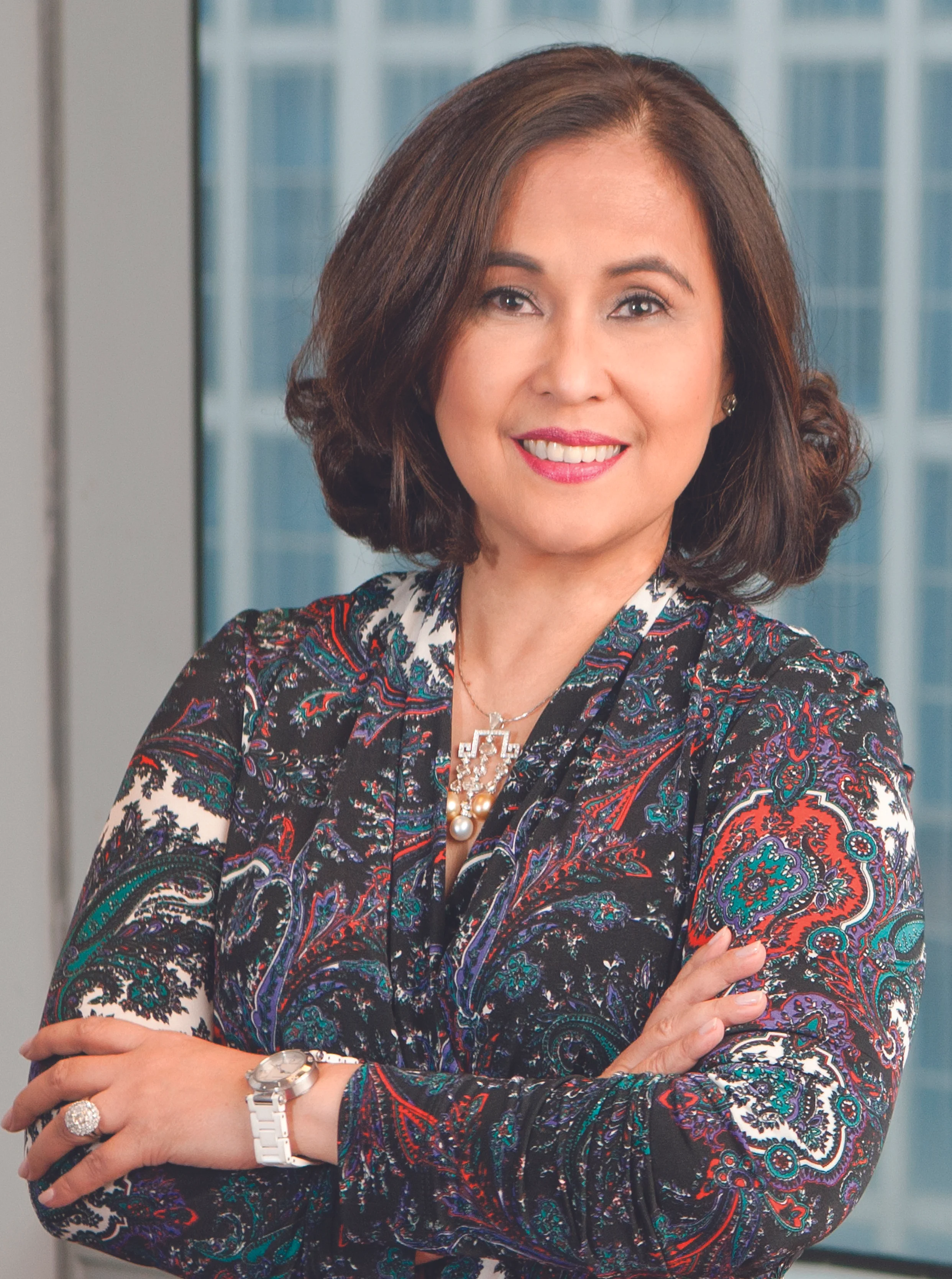 Nina D. Aguas (Global FWN100™ '13) is the newly appointed Executive Chairman of the Board of Trustees of Insular Life