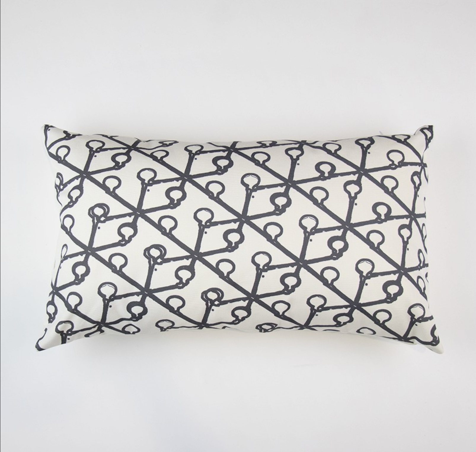 Arc Lumbar Pillow (Graphite)