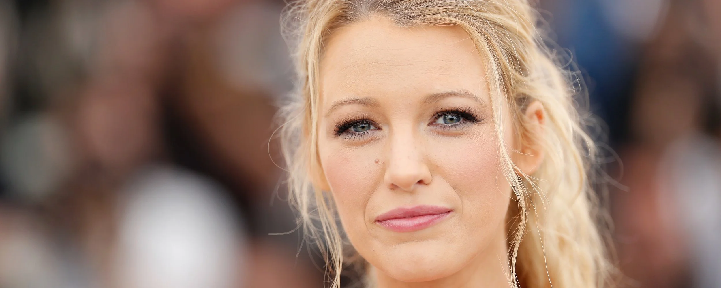 blake-lively-mysteriously-deletes-her-instagram.jpg
