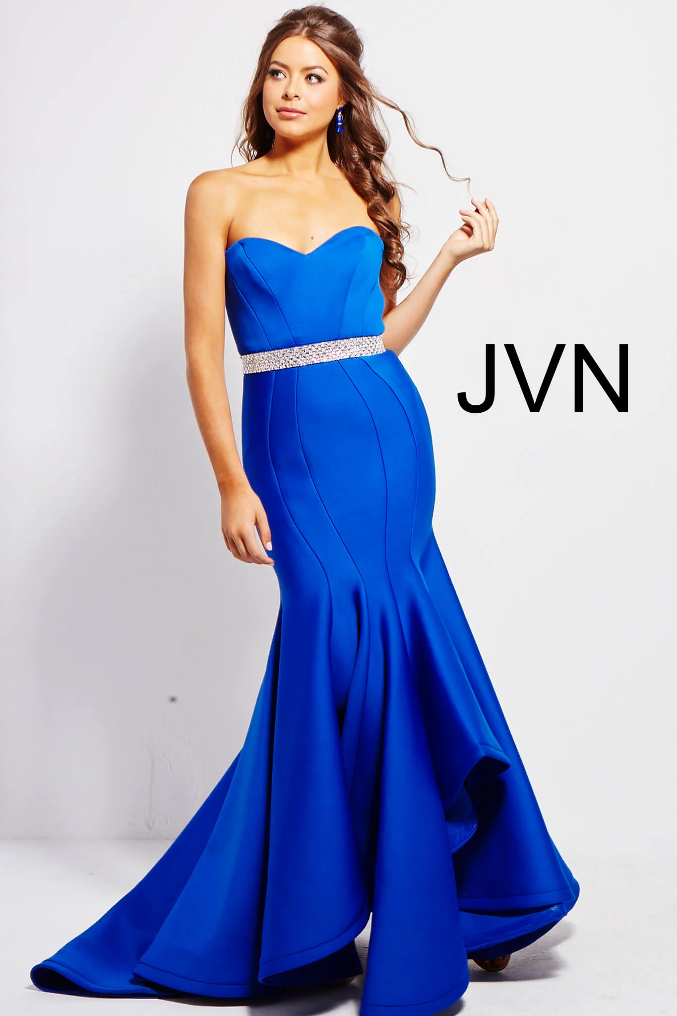 JVN41956_Royal_Glance.jpg