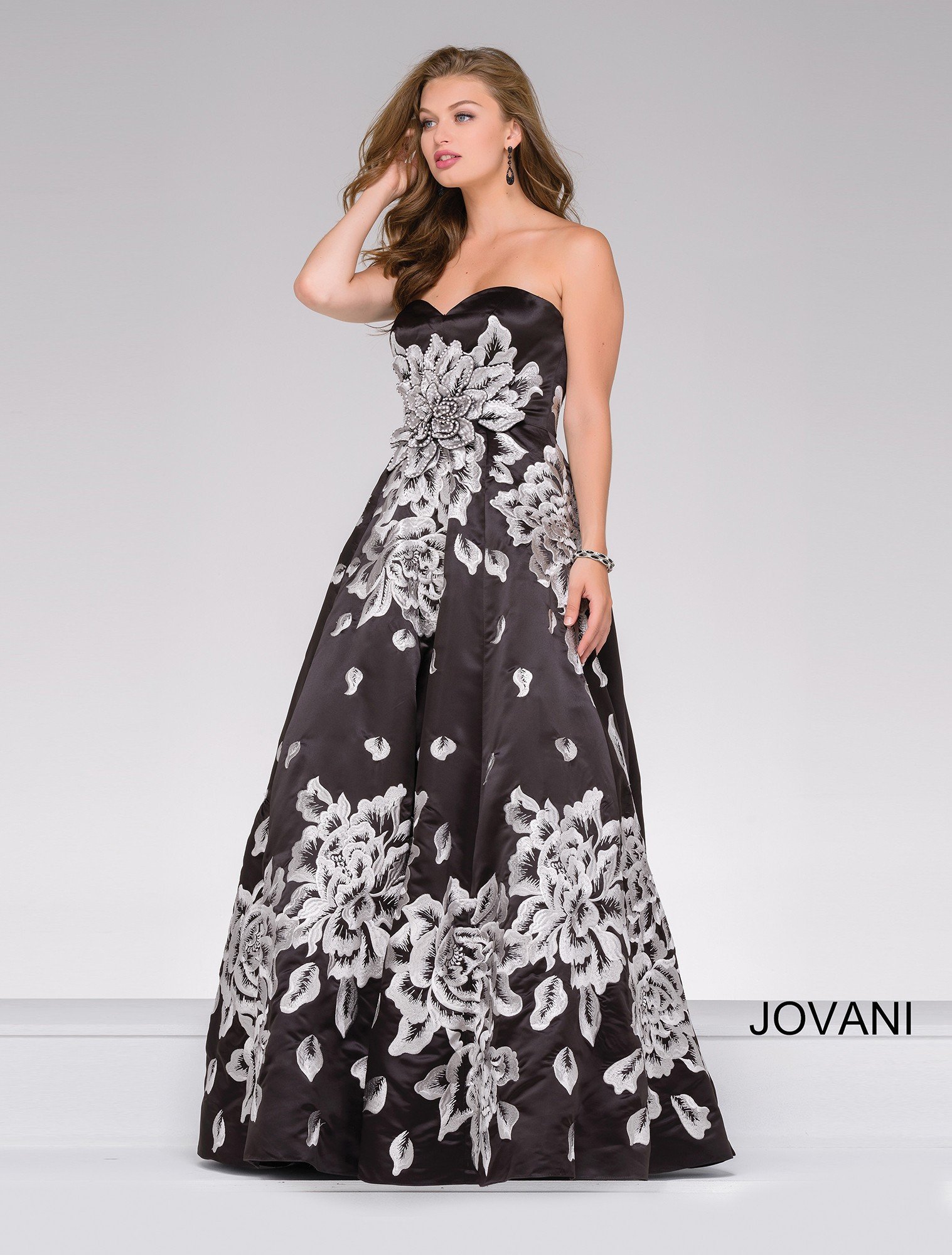jovani17.jpg