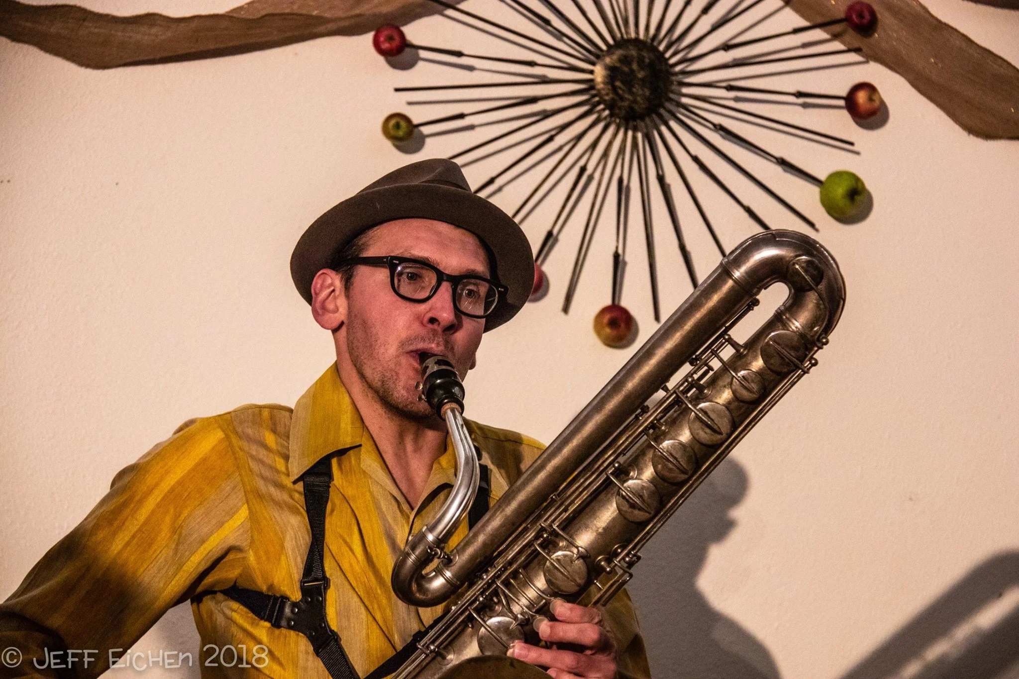 Mike Davis / New Wonders :: Puget Sound Traditional Jazz Society
