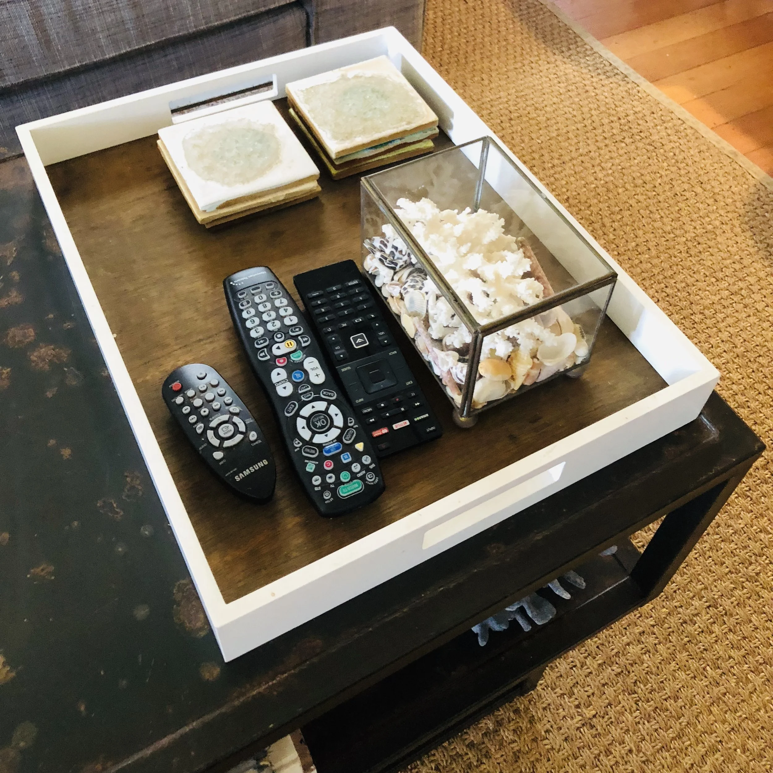 Marie Kondo is on to something (LOL) with her boxes within boxes organizing tip! It’s an easy way to organize smaller items within an open drawer or larger container so they are both visible and neat when looking for that smaller item. It can save you time, and frustration. If you have been on another planet and haven’t yet checked out Marie Kondo on Netflix , I highly recommend spending a Sunday afternoon to catch up on this great series on her Konmari method of organizing and decluttering. It’s much like the way I teach Designing With Mana to enhance Visual Peace and create long lasting wellbeing within your environments.