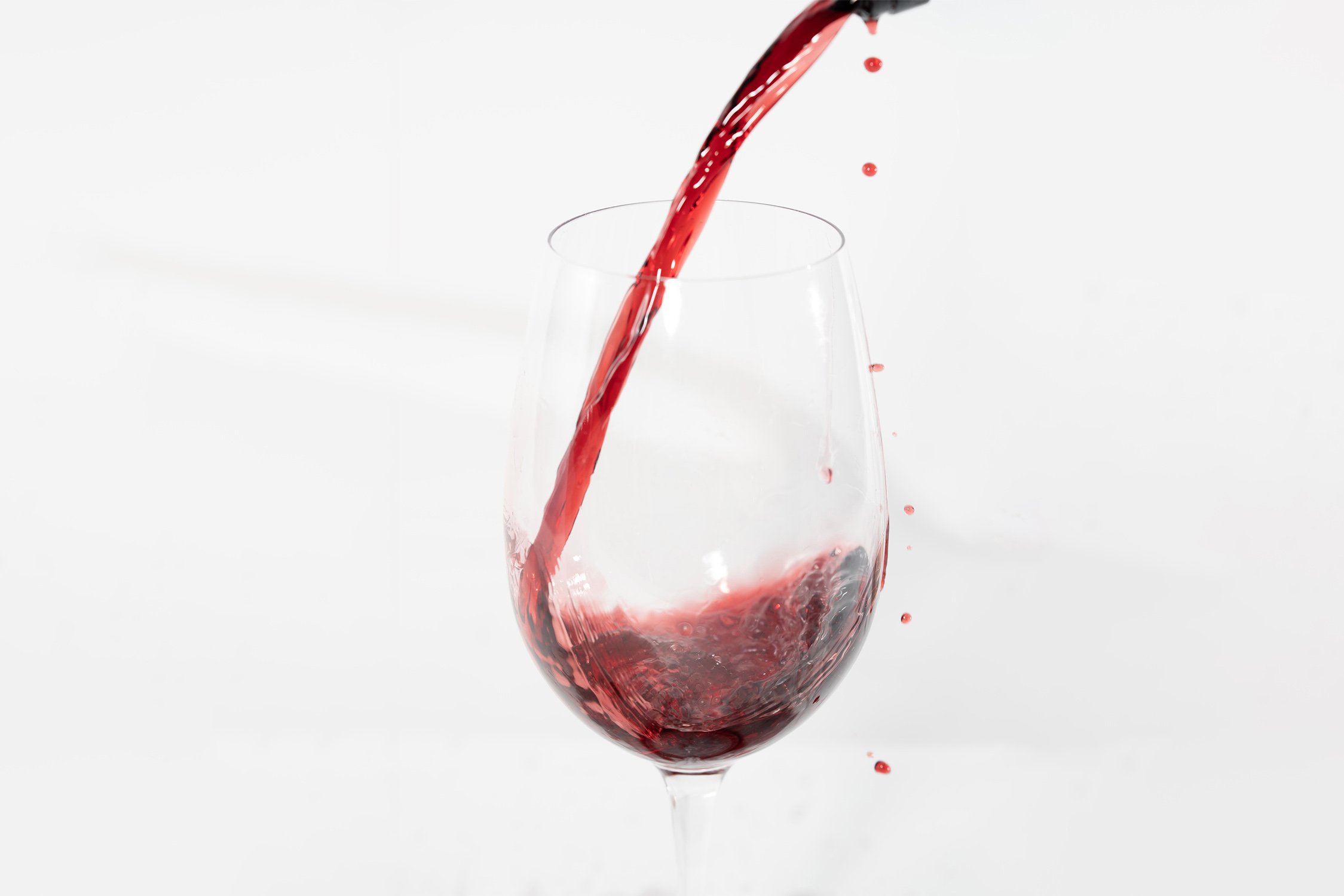 Wine_Pour_1_B.jpg